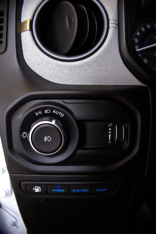 2025 Jeep Wrangler 4xe WILLYS in Terrebonne, Quebec - 19 - w1024h768px