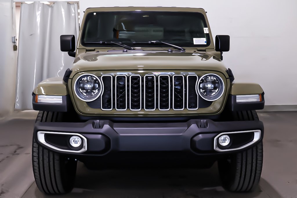 Jeep Wrangler 4xe SAHARA 2025 à Terrebonne, Québec - 2 - w1024h768px