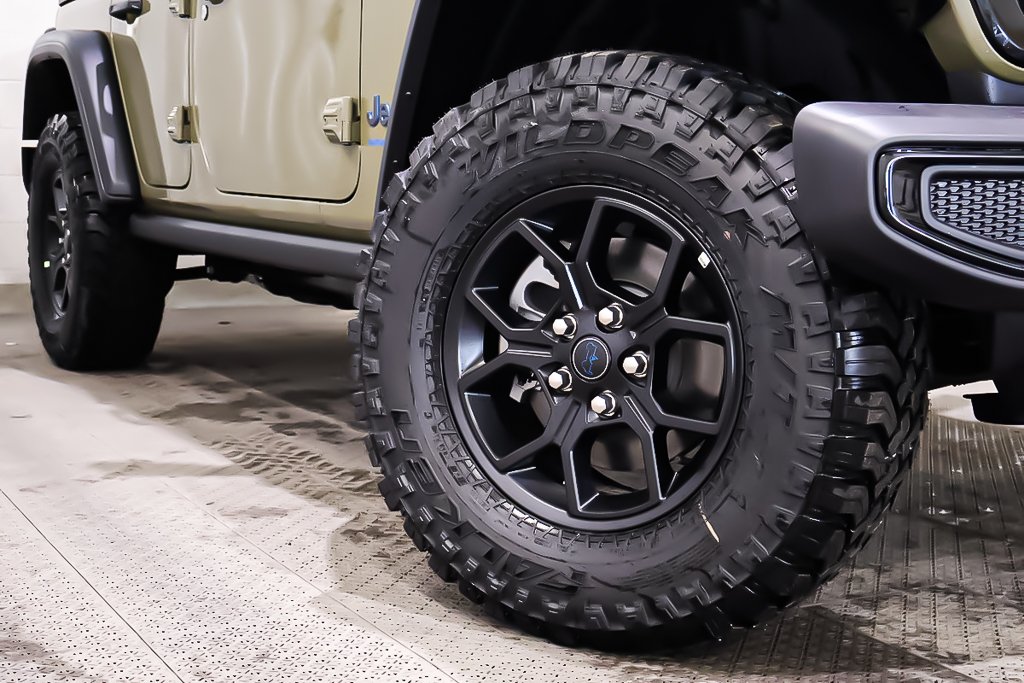 Jeep Wrangler 4XE WILLYS 2025 à Terrebonne, Québec - 7 - w1024h768px