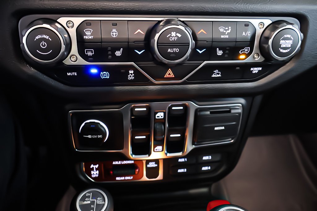 2025 Jeep Wrangler 4XE WILLYS in Terrebonne, Quebec - 17 - w1024h768px