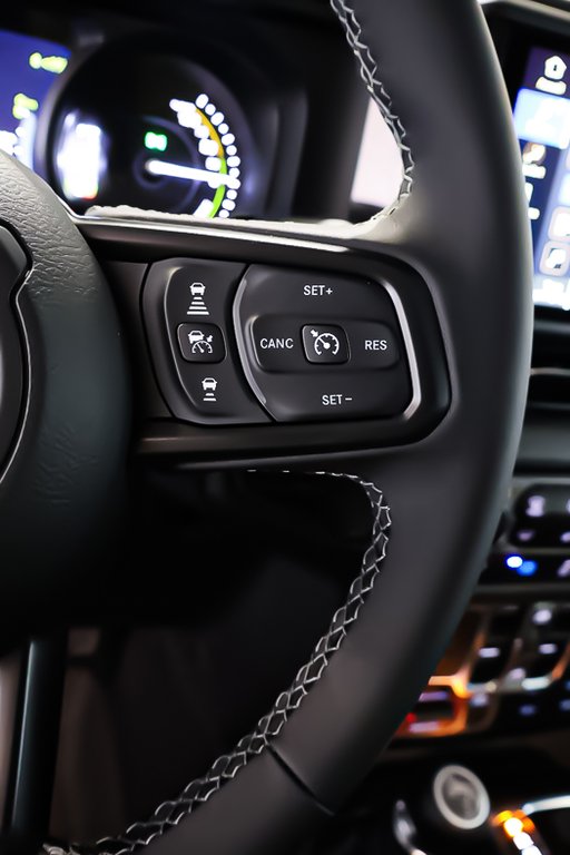 2025 Jeep Wrangler 4XE WILLYS in Terrebonne, Quebec - 13 - w1024h768px