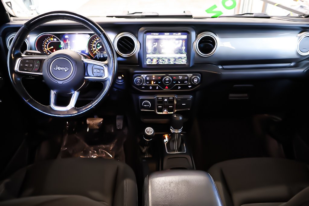 Jeep Wrangler UNLIMITED + SAHARA + 4X4 + SKY ONE-TOUCH 2020 à Terrebonne, Québec - 13 - w1024h768px