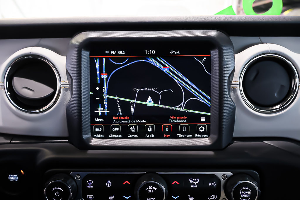 2021 Jeep Wrangler UNLIMITED SAHARA 4XE + HIGH ALTITUDE + 4X4 + GPS in Terrebonne, Quebec - 22 - w1024h768px