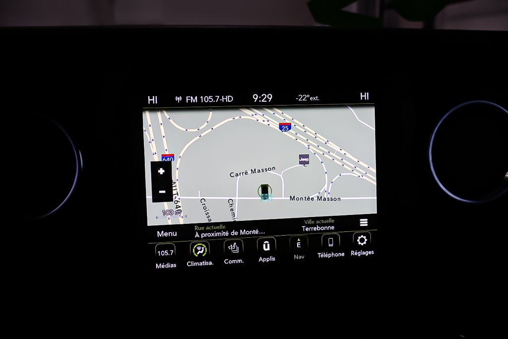 Jeep Wrangler UNLIMITED SAHARA 4XE + 4X4 + PHEV + SKY ONE-TOUCH 2021 à Terrebonne, Québec - 22 - w1024h768px