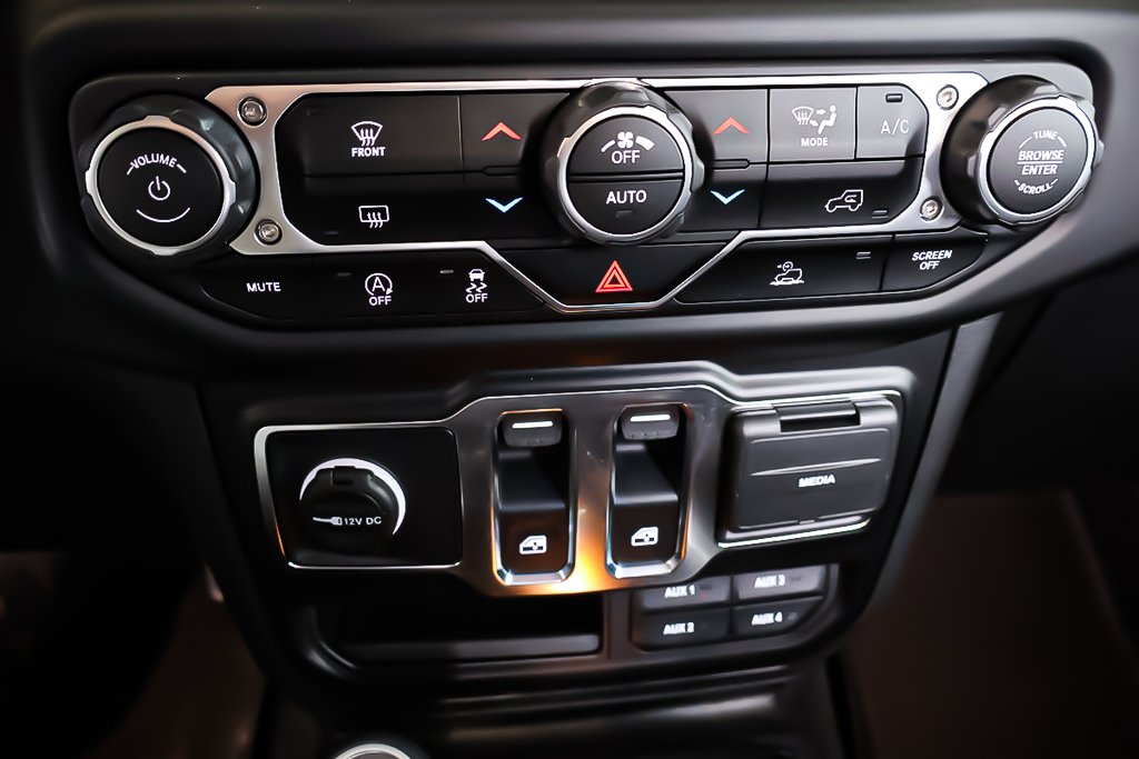 Jeep Wrangler SPORT S + 4X4 + 2 PORTES + BAS KILO 2021 à Terrebonne, Québec - 22 - w1024h768px