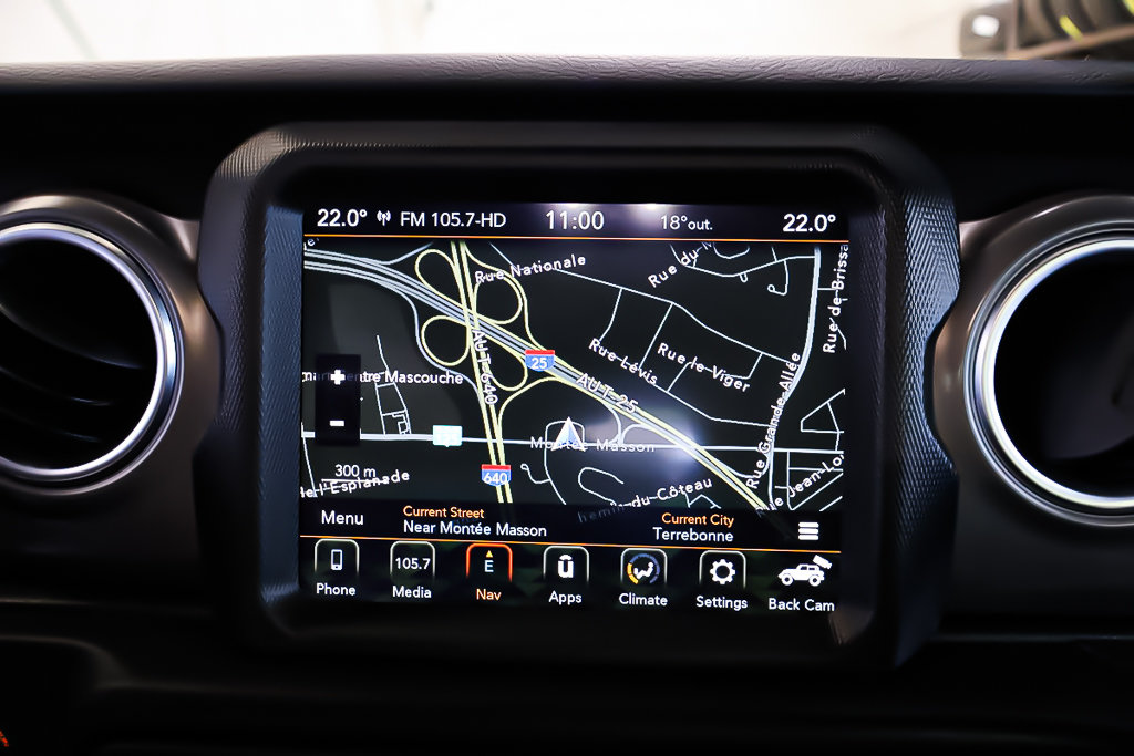2022 Jeep Wrangler UNLIMITED RUBICON + 4X4 + TOIT DUR in Terrebonne, Quebec - 17 - w1024h768px