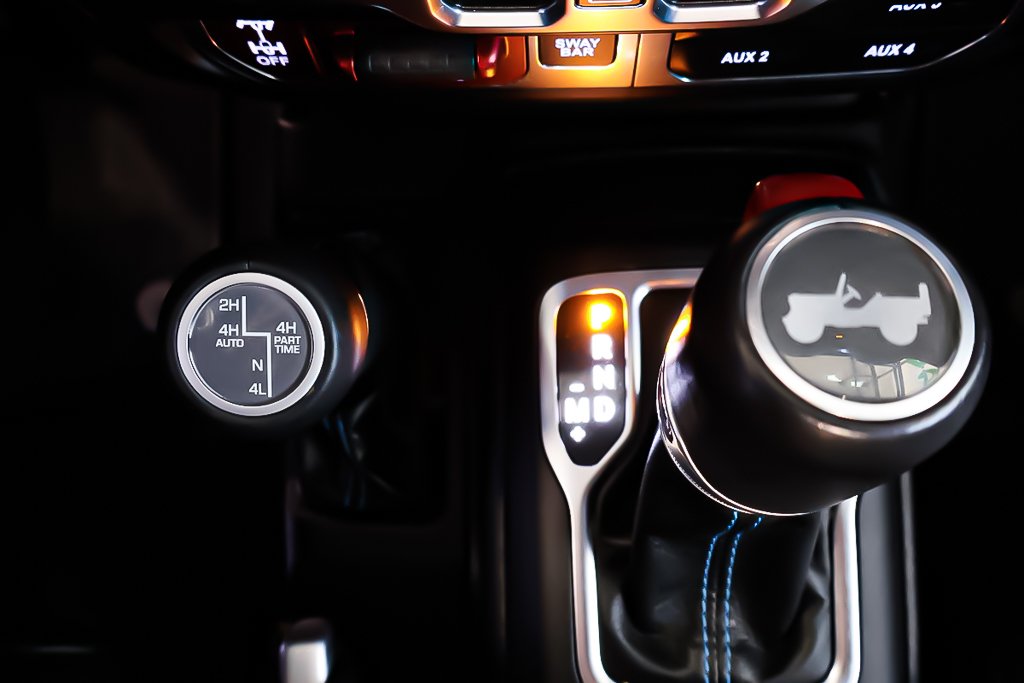 Jeep Wrangler UNLIMITED 4XE + RUBICON +  SKY ONE-TOUCH 2022 à Terrebonne, Québec - 25 - w1024h768px