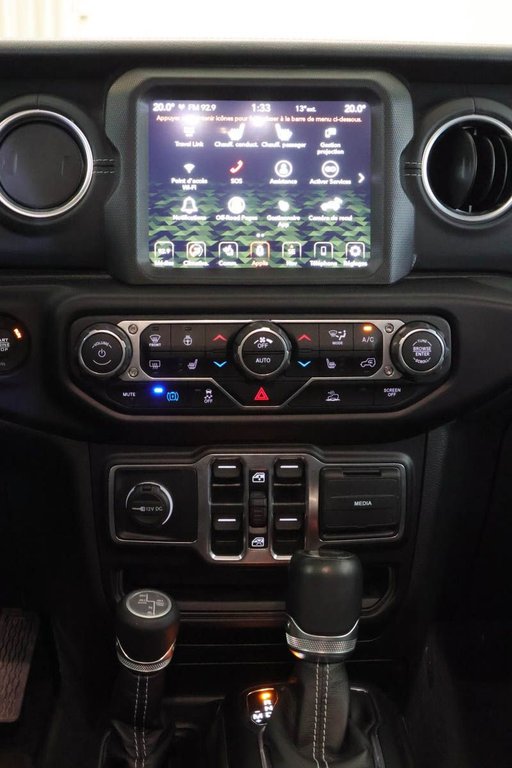 Jeep Wrangler UNLIMITED SAHARA 4XE + 4X4 + PHEV + TOIT RIGIDE 2022 à Terrebonne, Québec - 15 - w1024h768px