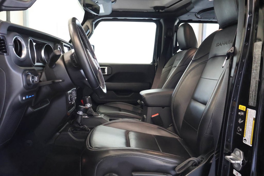 Jeep Wrangler UNLIMITED SAHARA 4XE + 4X4 + PHEV + TOIT RIGIDE 2022 à Terrebonne, Québec - 8 - w1024h768px