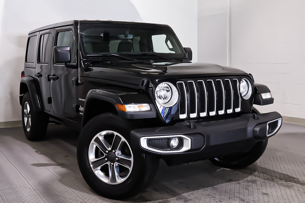 Jeep Wrangler UNLIMITED + SAHARA + 4X4 + FREEDOM TOP + GPS 2023 à Terrebonne, Québec - 1 - w1024h768px