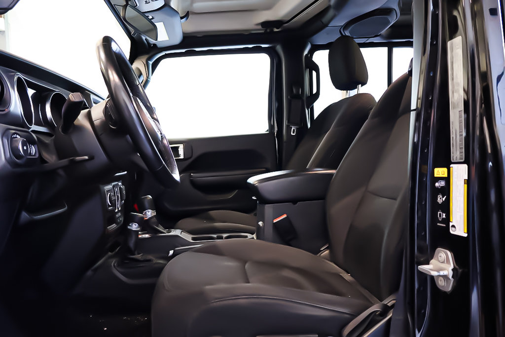 Jeep Wrangler SPORT S 4 PORTES + 4X4 + V6 3.6L + TOIT RIGIDE 2023 à Terrebonne, Québec - 10 - w1024h768px