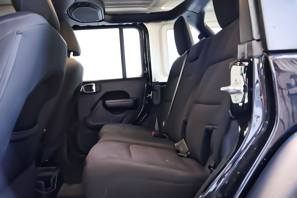 Jeep Wrangler SPORT S 4 PORTES + 4X4 + V6 3.6L + TOIT RIGIDE 2023 à Terrebonne, Québec - 27 - w1024h768px