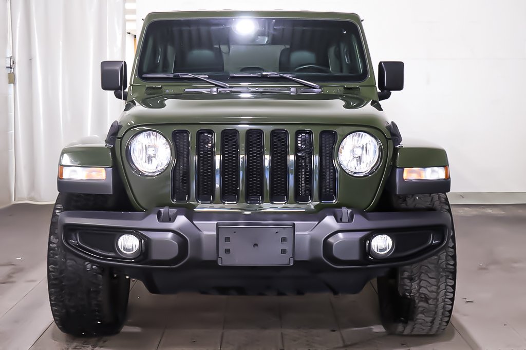 2023 Jeep Wrangler 4 PORTES SAHARA ALTITUDE + 4X4 + V6 3.6L in Terrebonne, Quebec - 2 - w1024h768px