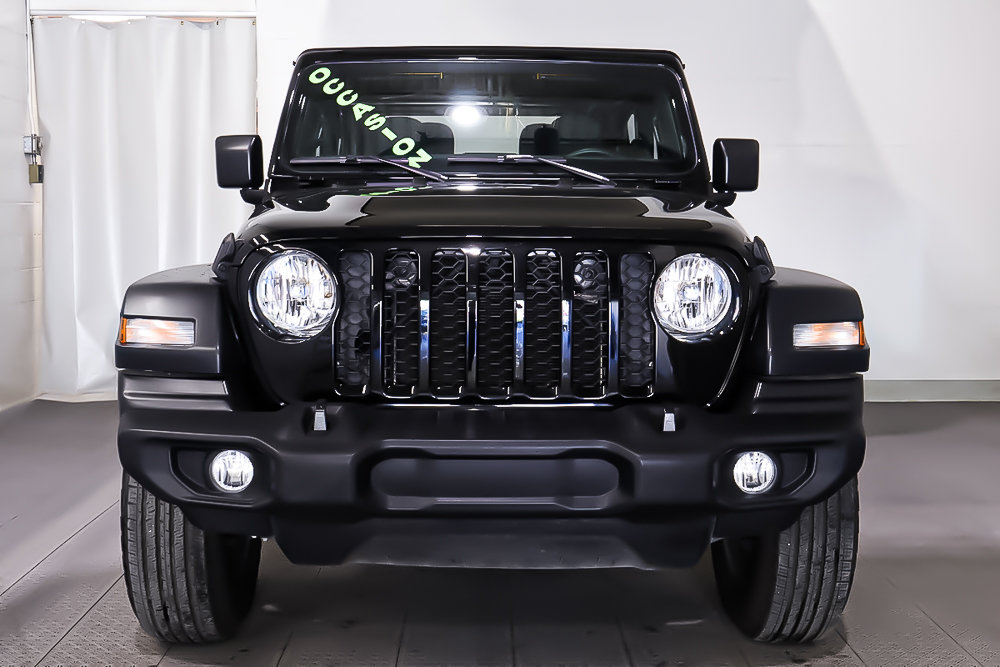 Jeep Wrangler 2 PORTES + SPORT + CLIMATISATION + APPLE CARPLAY 2024 à Terrebonne, Québec - 2 - w1024h768px