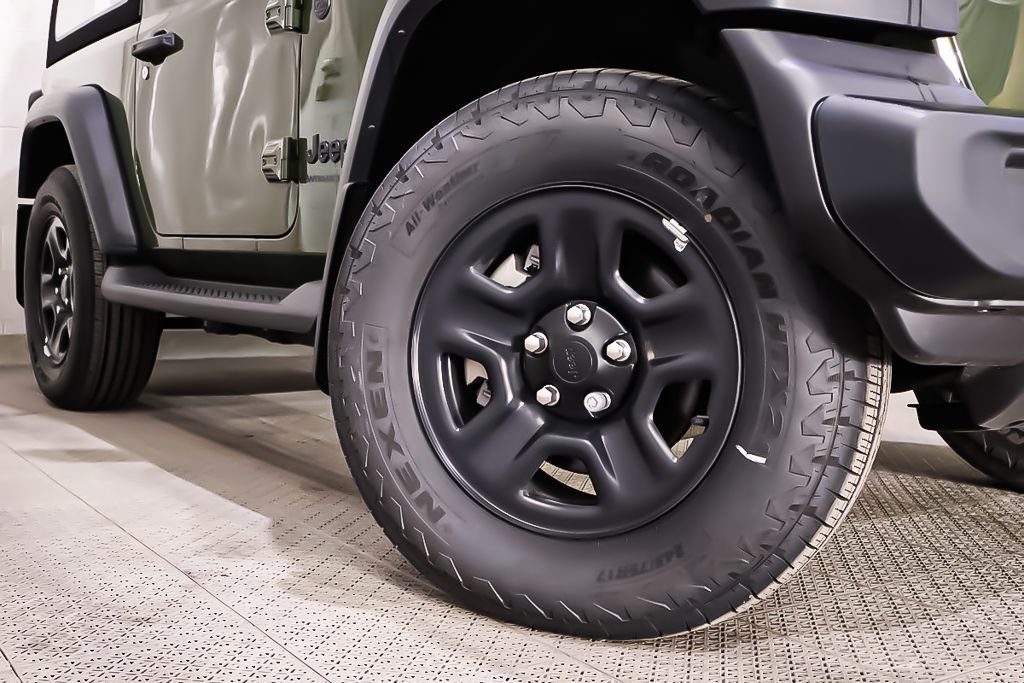 Jeep Wrangler 2 PORTES SPORT + 4X4 + TOIT SOUPLE 2024 à Terrebonne, Québec - 7 - w1024h768px