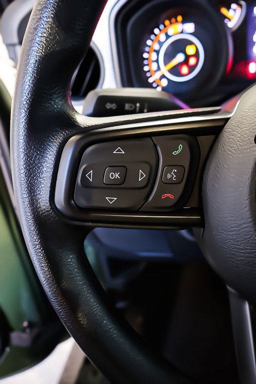 Jeep Wrangler 2 PORTES SPORT + 4X4 + TOIT SOUPLE 2024 à Terrebonne, Québec - 10 - w1024h768px