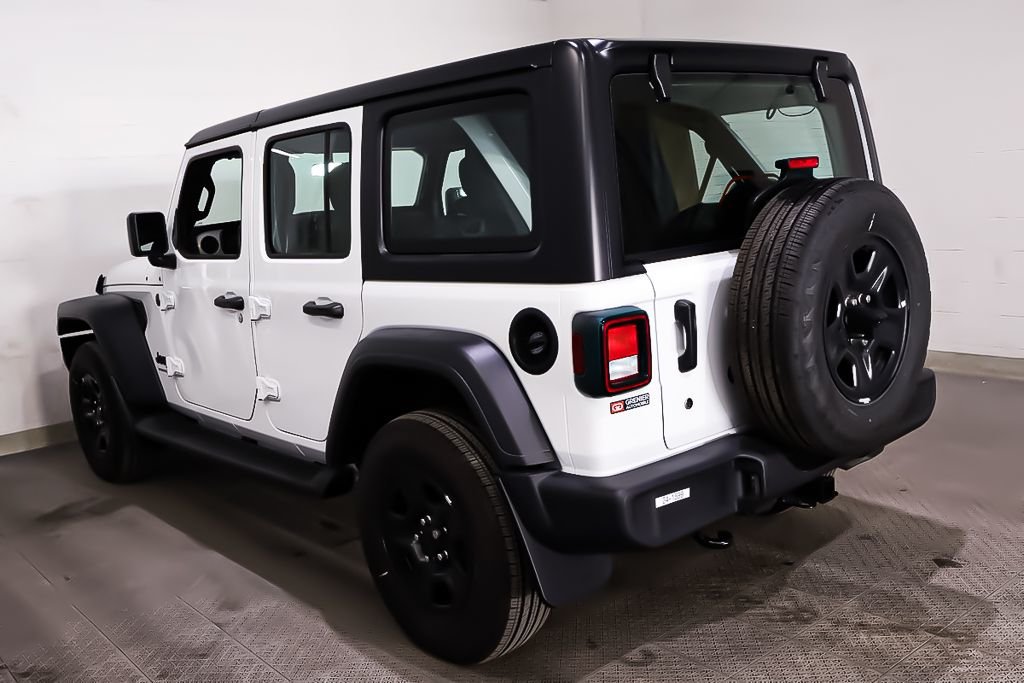 2024 Jeep Wrangler 4 PORTES SPORT + 4X4 + TOIT RIGIDE in Terrebonne, Quebec - 4 - w1024h768px