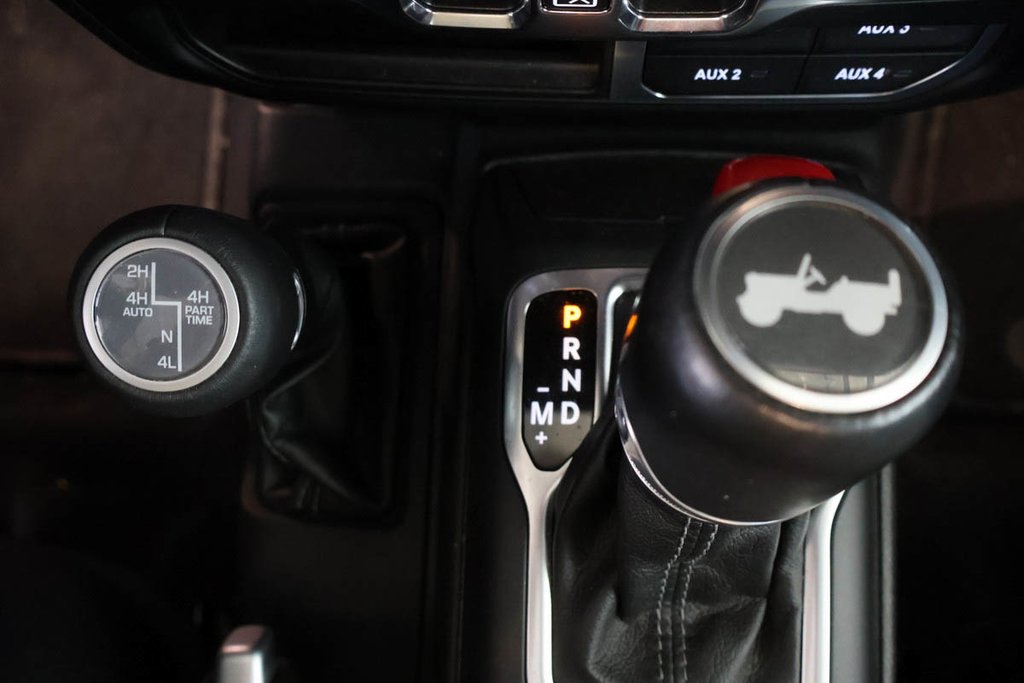 Jeep Wrangler 4XE SAHARA + PHEV + 4X4 + CUIR 2024 à Terrebonne, Québec - 25 - w1024h768px