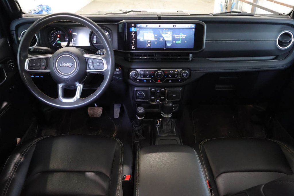Jeep Wrangler 4XE SAHARA + PHEV + 4X4 + CUIR 2024 à Terrebonne, Québec - 13 - w1024h768px