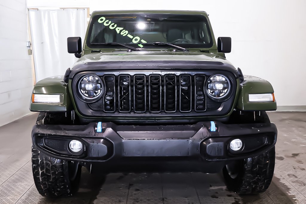 2024 Jeep Wrangler SPORT 4XE + PHEV + 4X4 + TOIT RIGIDE in Terrebonne, Quebec - 2 - w1024h768px