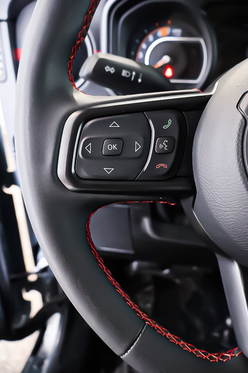 2024 Jeep Wrangler 4 PORTES RUBICON + 4X4 + V6 3.6L in Terrebonne, Quebec - 17 - w1024h768px