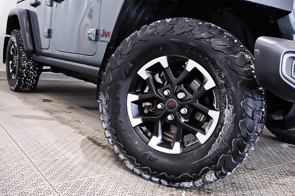 2024 Jeep Wrangler 4 PORTES RUBICON + 4X4 + V6 3.6L in Terrebonne, Quebec - 9 - w1024h768px