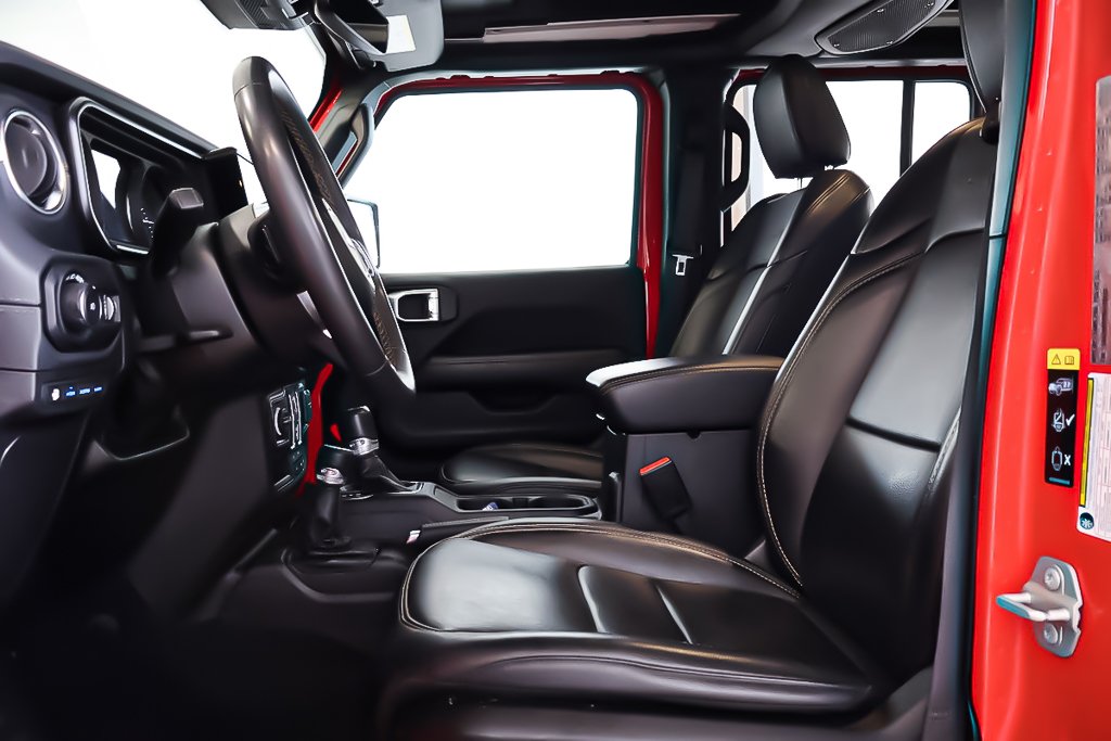 2024 Jeep Wrangler SAHARA 4XE + PHEV + TOIT SKY ONE-TOUCH in Terrebonne, Quebec - 10 - w1024h768px