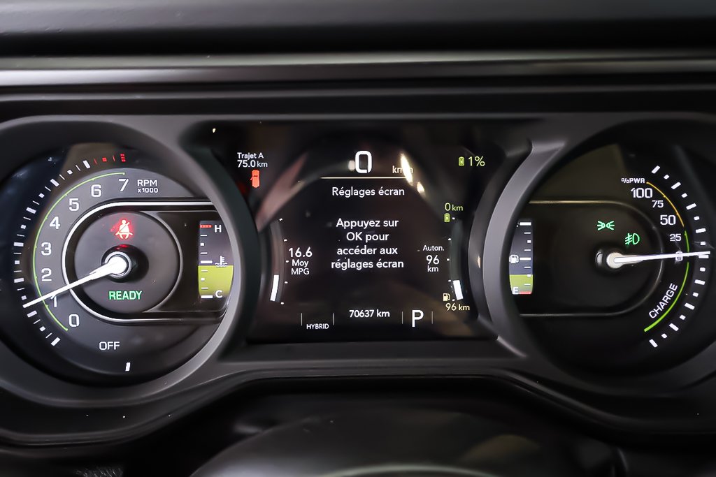 2024 Jeep Wrangler SAHARA 4XE + PHEV + TOIT SKY ONE-TOUCH in Terrebonne, Quebec - 18 - w1024h768px