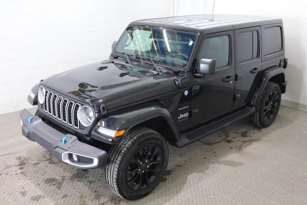 2024 Jeep Wrangler 4 PORTES SAHARA 4XE + PHEV + 4X4 + TOIT RIGIDE in Terrebonne, Quebec - 3 - w1024h768px