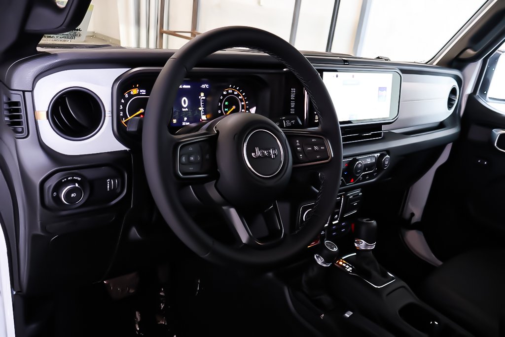 Jeep Wrangler WILLYS 2026 à Terrebonne, Québec - 12 - w1024h768px