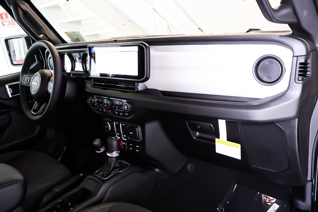 Jeep Wrangler WILLYS 2026 à Terrebonne, Québec - 10 - w1024h768px