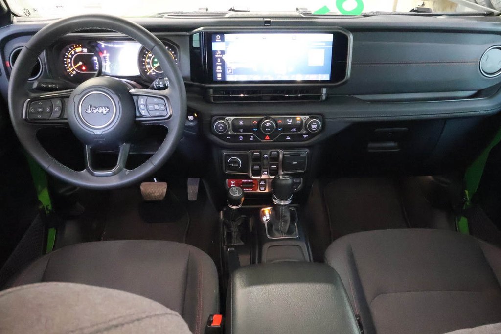 2026 Jeep Wrangler RUBICON + 4X4 + TOIT RIGIDE in Terrebonne, Quebec - 13 - w1024h768px