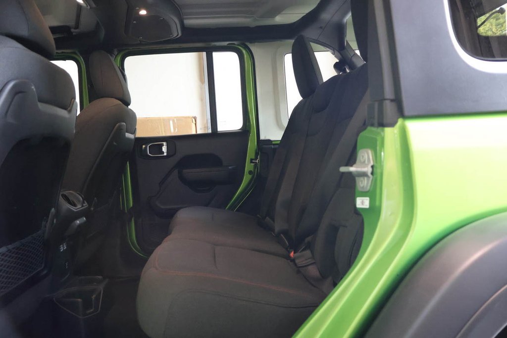 2026 Jeep Wrangler RUBICON + 4X4 + TOIT RIGIDE in Terrebonne, Quebec - 27 - w1024h768px