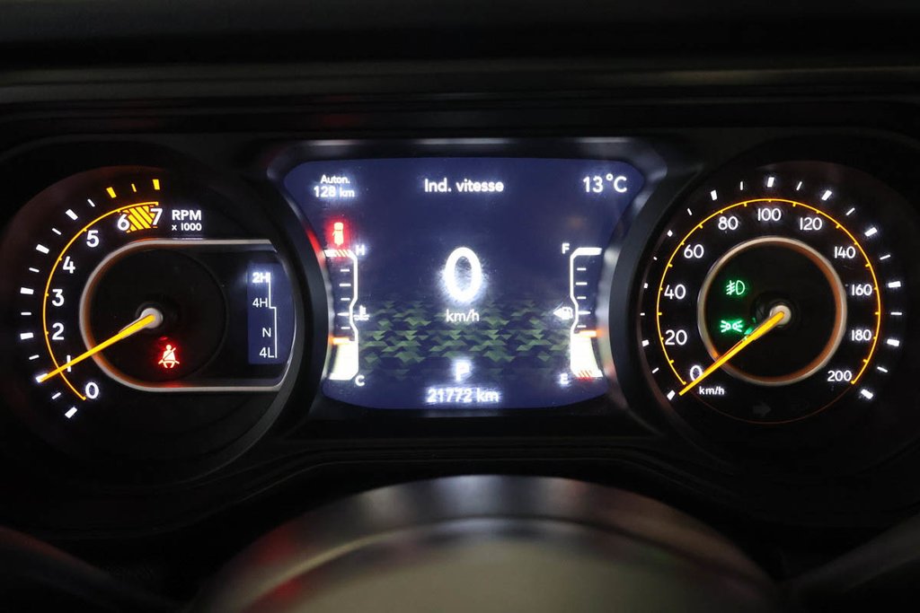 2026 Jeep Wrangler RUBICON + 4X4 + TOIT RIGIDE in Terrebonne, Quebec - 18 - w1024h768px