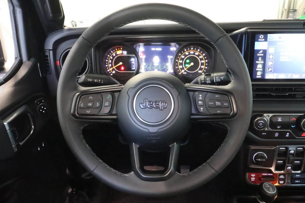2026 Jeep Wrangler RUBICON + 4X4 + TOIT RIGIDE in Terrebonne, Quebec - 14 - w1024h768px