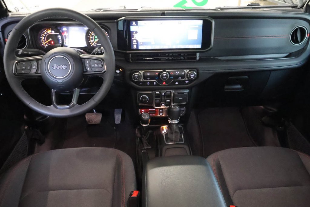 2026 Jeep Wrangler RUBICON + 4X4 + TOIT RIGIDE in Terrebonne, Quebec - 13 - w1024h768px