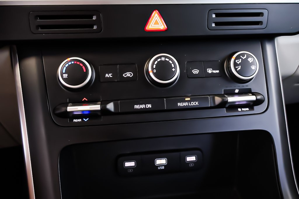 Kia Carnival LX + 8 PASSAGERS + BLUETOOTH 2024 à Terrebonne, Québec - 23 - w1024h768px