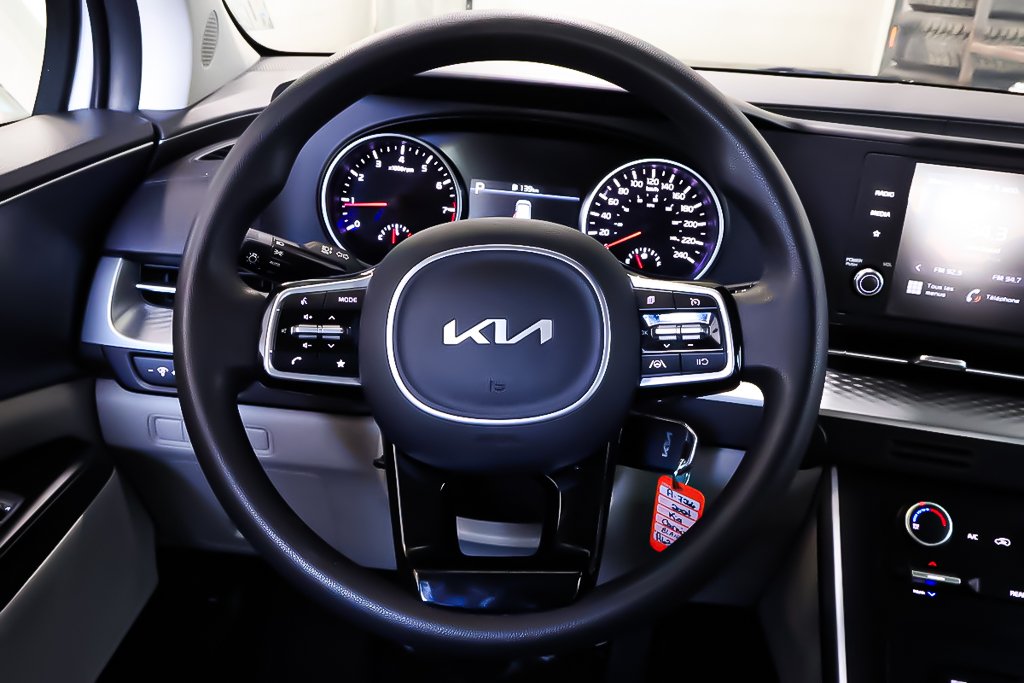 Kia Carnival LX + 8 PASSAGERS + BLUETOOTH 2024 à Terrebonne, Québec - 17 - w1024h768px