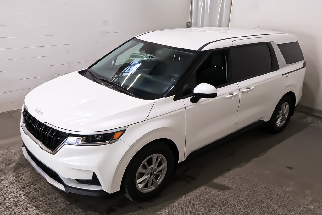 Kia Carnival LX + 8 PASSAGERS + BLUETOOTH 2024 à Terrebonne, Québec - 3 - w1024h768px