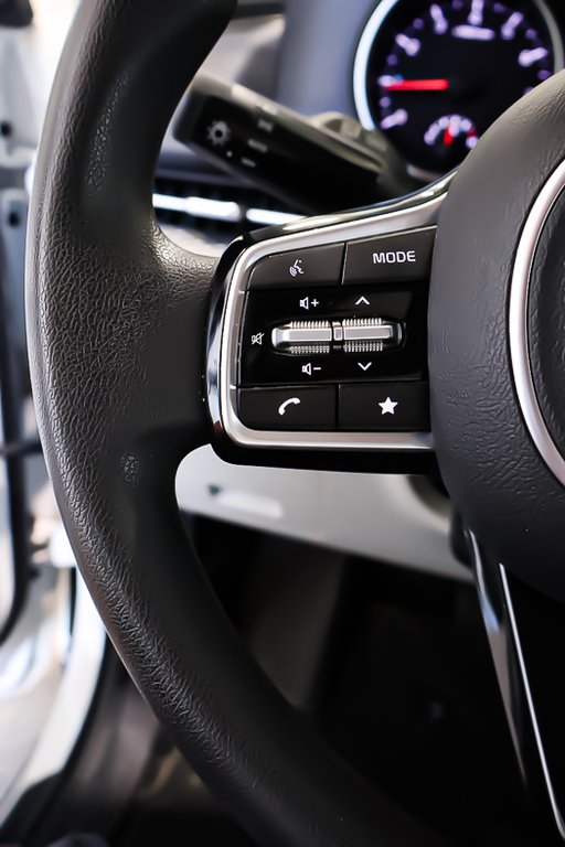 Kia Carnival LX + 8 PASSAGERS + BLUETOOTH 2024 à Terrebonne, Québec - 18 - w1024h768px