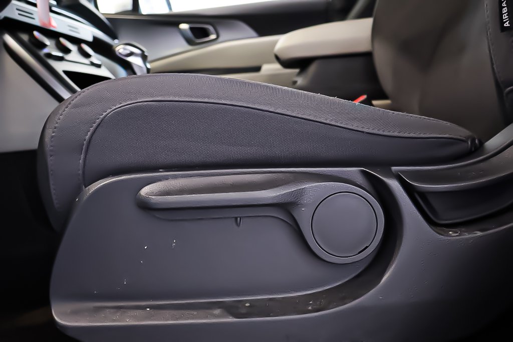 Kia Carnival LX + 8 PASSAGERS + BLUETOOTH 2024 à Terrebonne, Québec - 14 - w1024h768px