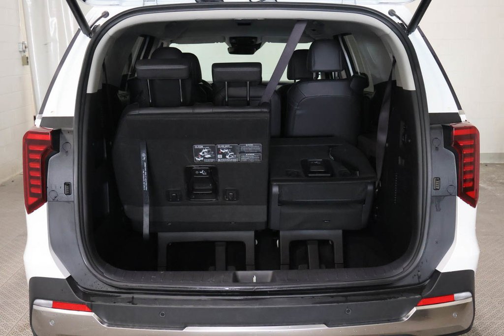 2025 Kia CARNIVAL EX + 8 PASSAGERS + CUIR + CARPLAY + NAVIGATION GPS in Terrebonne, Quebec - 6 - w1024h768px