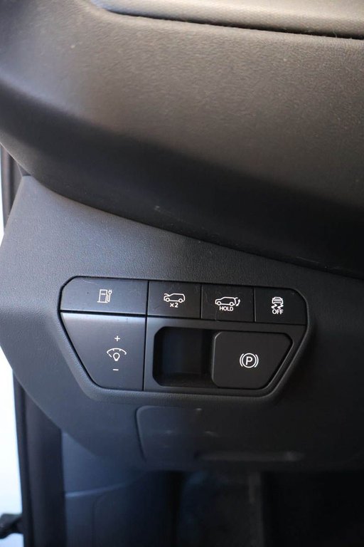 Kia EV9 LAND W/PREMIUM PACK + 100% ELECTRIQUE + AWD 2025 à Terrebonne, Québec - 30 - w1024h768px