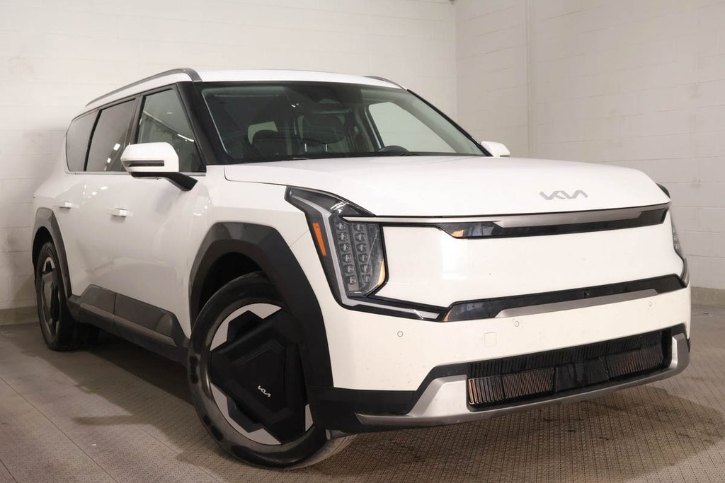 Kia EV9 LAND W/PREMIUM PACK + 100% ELECTRIQUE + AWD 2025 à Terrebonne, Québec - 1 - w1024h768px
