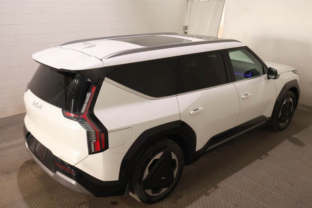 Kia EV9 LAND W/PREMIUM PACK + 100% ELECTRIQUE + AWD 2025 à Terrebonne, Québec - 10 - w1024h768px