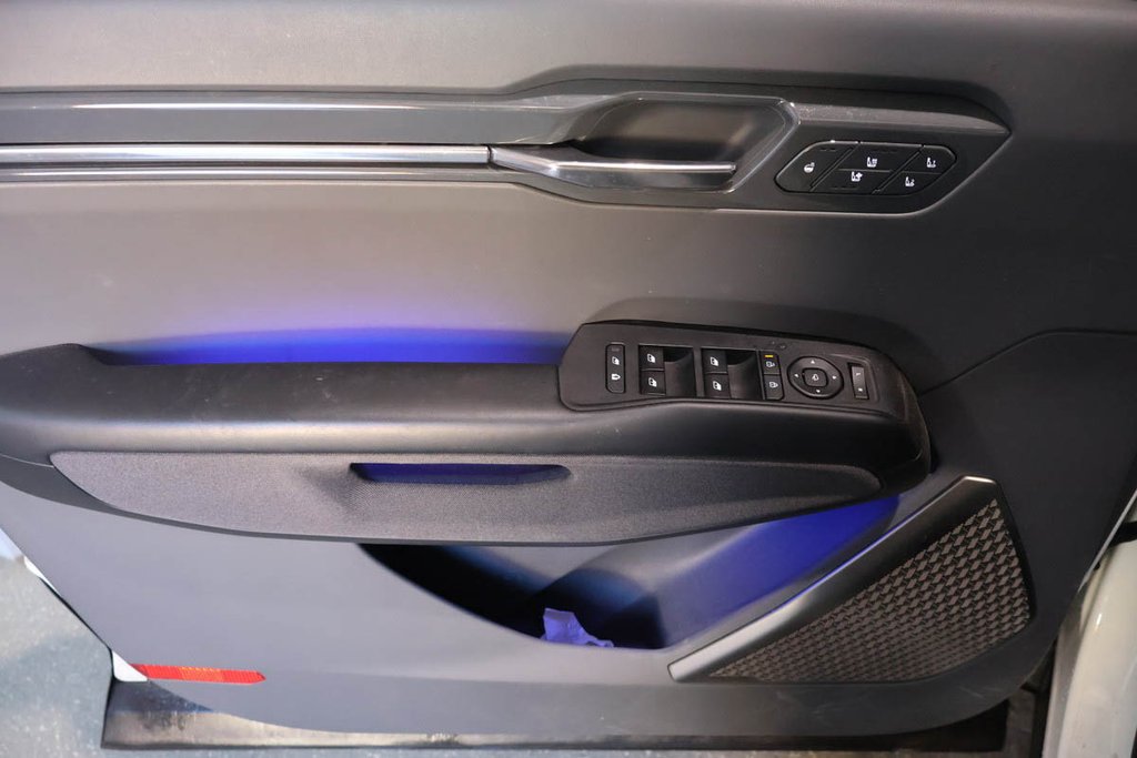 Kia EV9 LAND W/PREMIUM PACK + 100% ELECTRIQUE + AWD 2025 à Terrebonne, Québec - 31 - w1024h768px