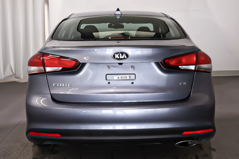 Kia Forte EX + SIEGES CHAUFFANTS + CAMERA DE RECUL 2017 à Terrebonne, Québec - 5 - w1024h768px