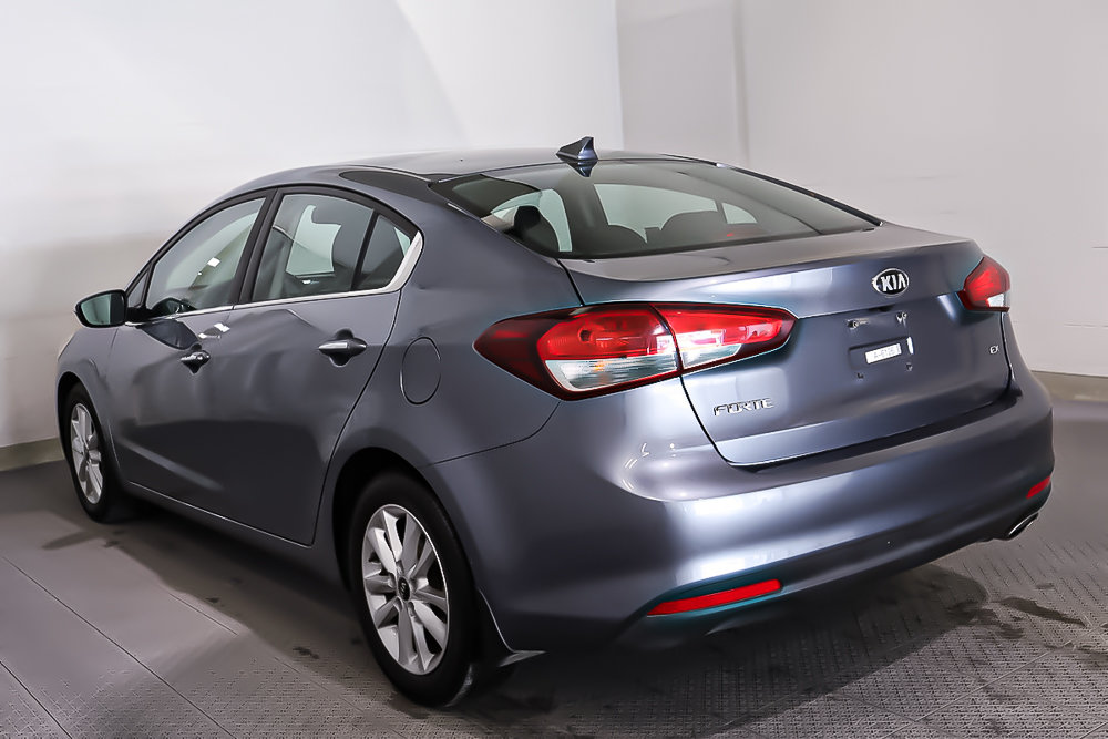 Kia Forte EX + SIEGES CHAUFFANTS + CAMERA DE RECUL 2017 à Terrebonne, Québec - 4 - w1024h768px