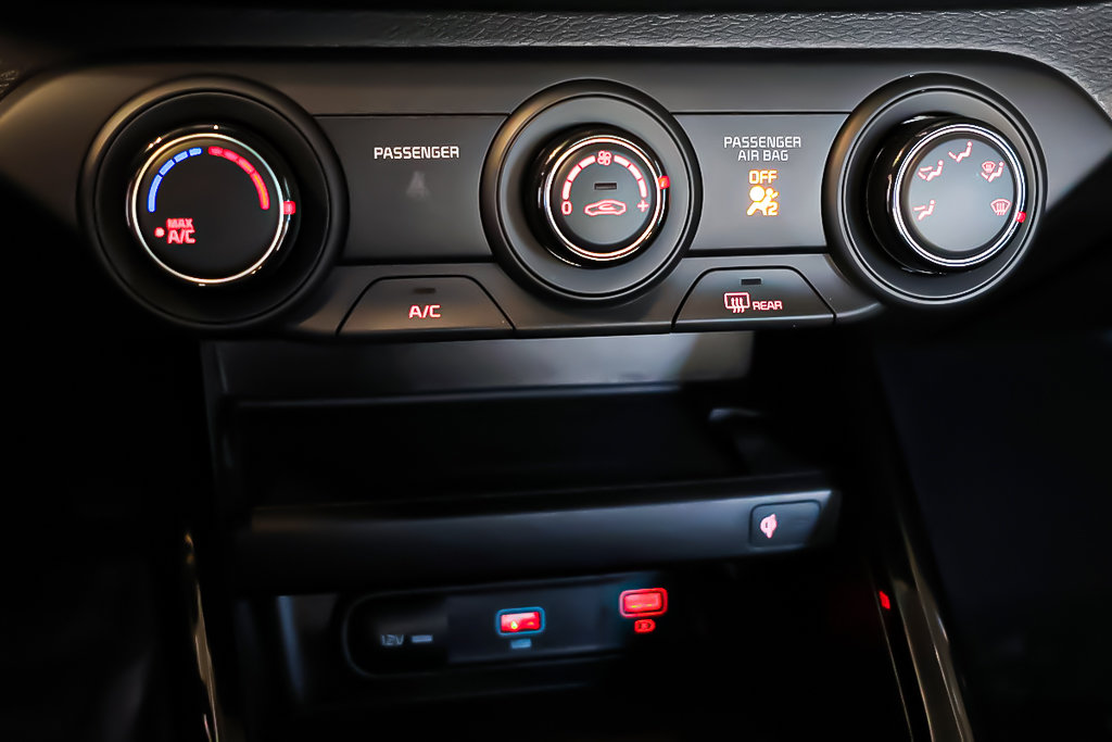 Kia Forte EX + AUTOMATIQUE + GROUPE ELECTRIQUE+ A/C 2023 à Terrebonne, Québec - 22 - w1024h768px