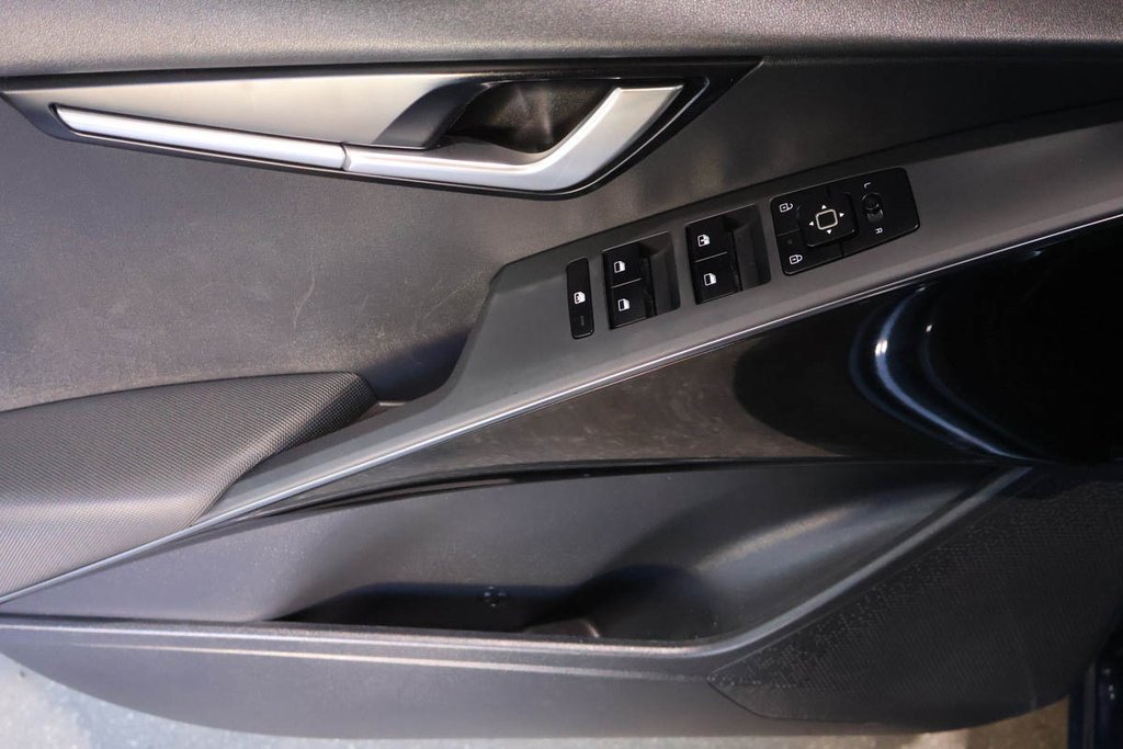 Kia Niro EV WIND + / 100% ELECTRIQUE / DÉMARREUR / CUIR 2025 à Terrebonne, Québec - 22 - w1024h768px